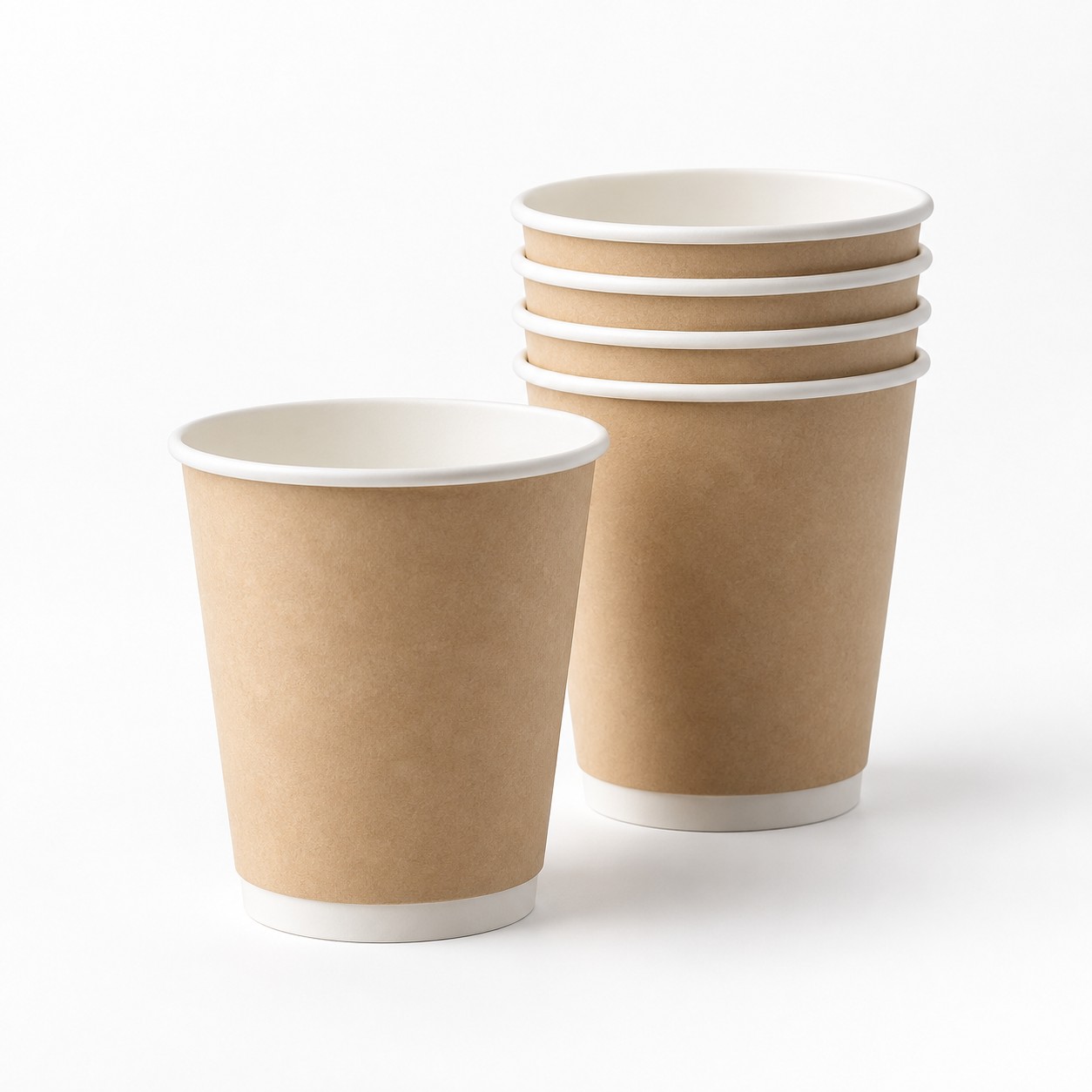 Gobelets kraft boissons chaudes — Vue de face